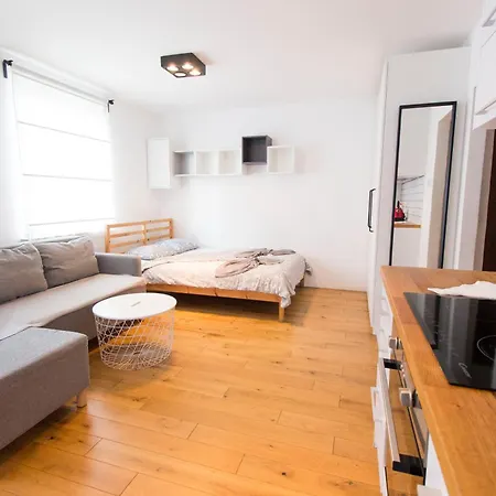 Happyestate Ul Biskupia Old Town Апартаменты *