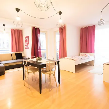 Happyestate Ul Biskupia Old Town Апартаменты Вроцлав