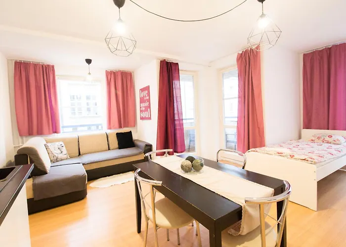 Happyestate Ul Biskupia Old Town Apartment *