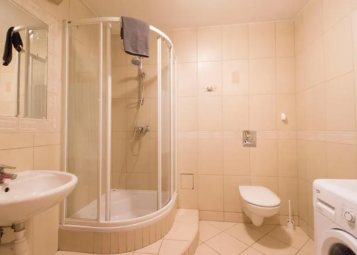 Happyestate Ul Biskupia Old Town