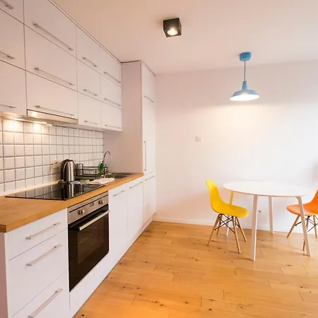 Διαμέρισμα Happyestate Ul Biskupia Old Town