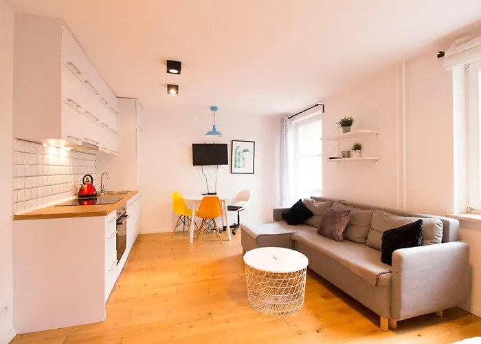 Happyestate Ul Biskupia Old Town Apartment *